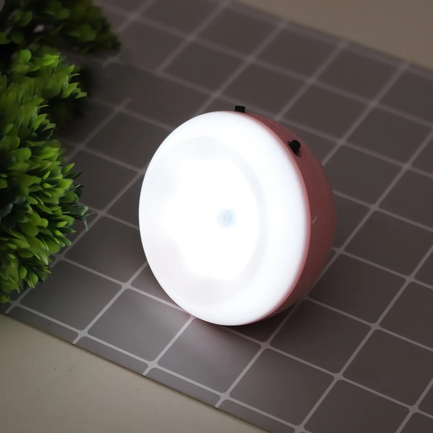 LED Rechargeable Night Light with Motion Sensor – Wireless Magnetic Auto-On Light